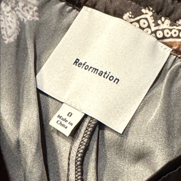 Reformation Eloise Silk Two-Piece - Picture 5 of 9